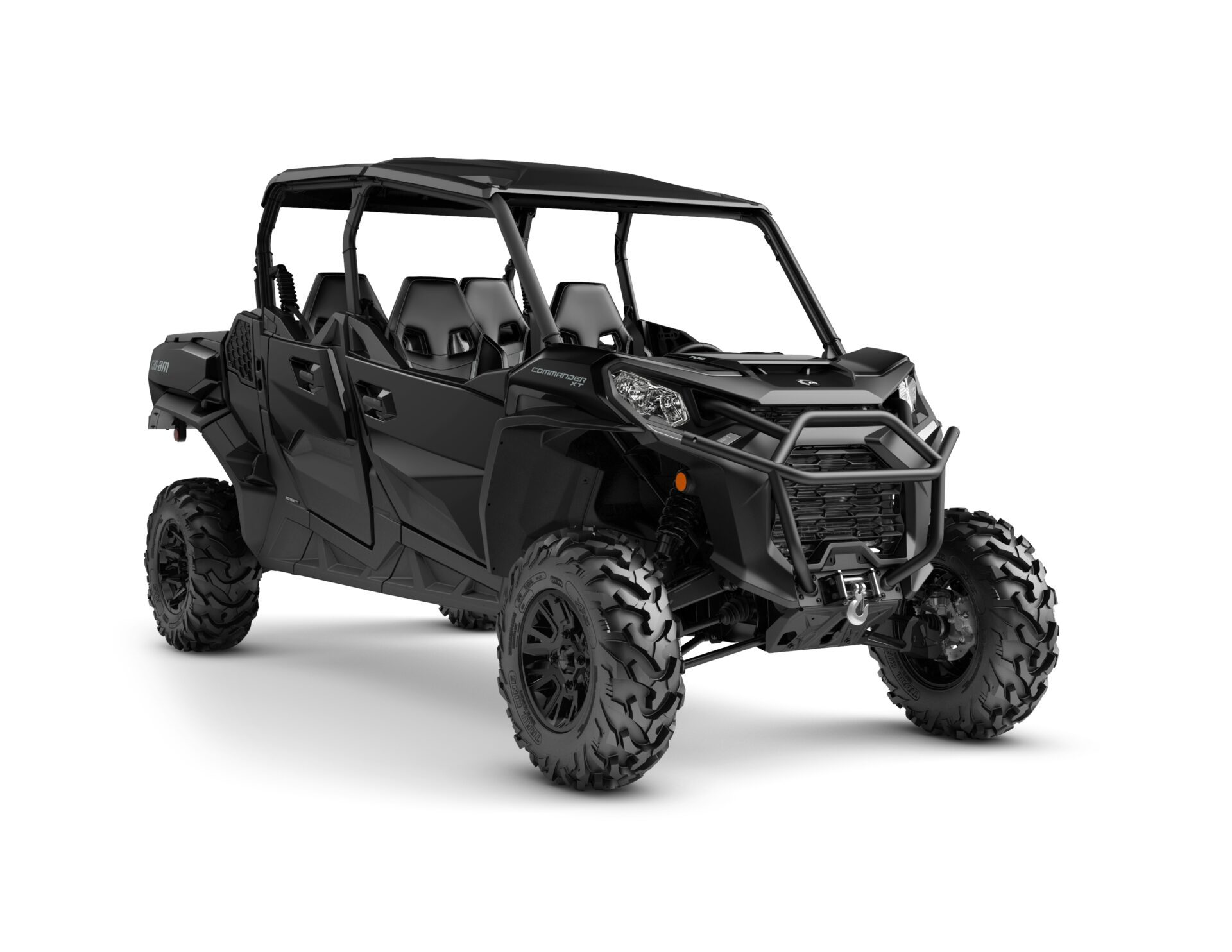 Commander MAX XT 700 Model Shown from the front side in Triple Black.